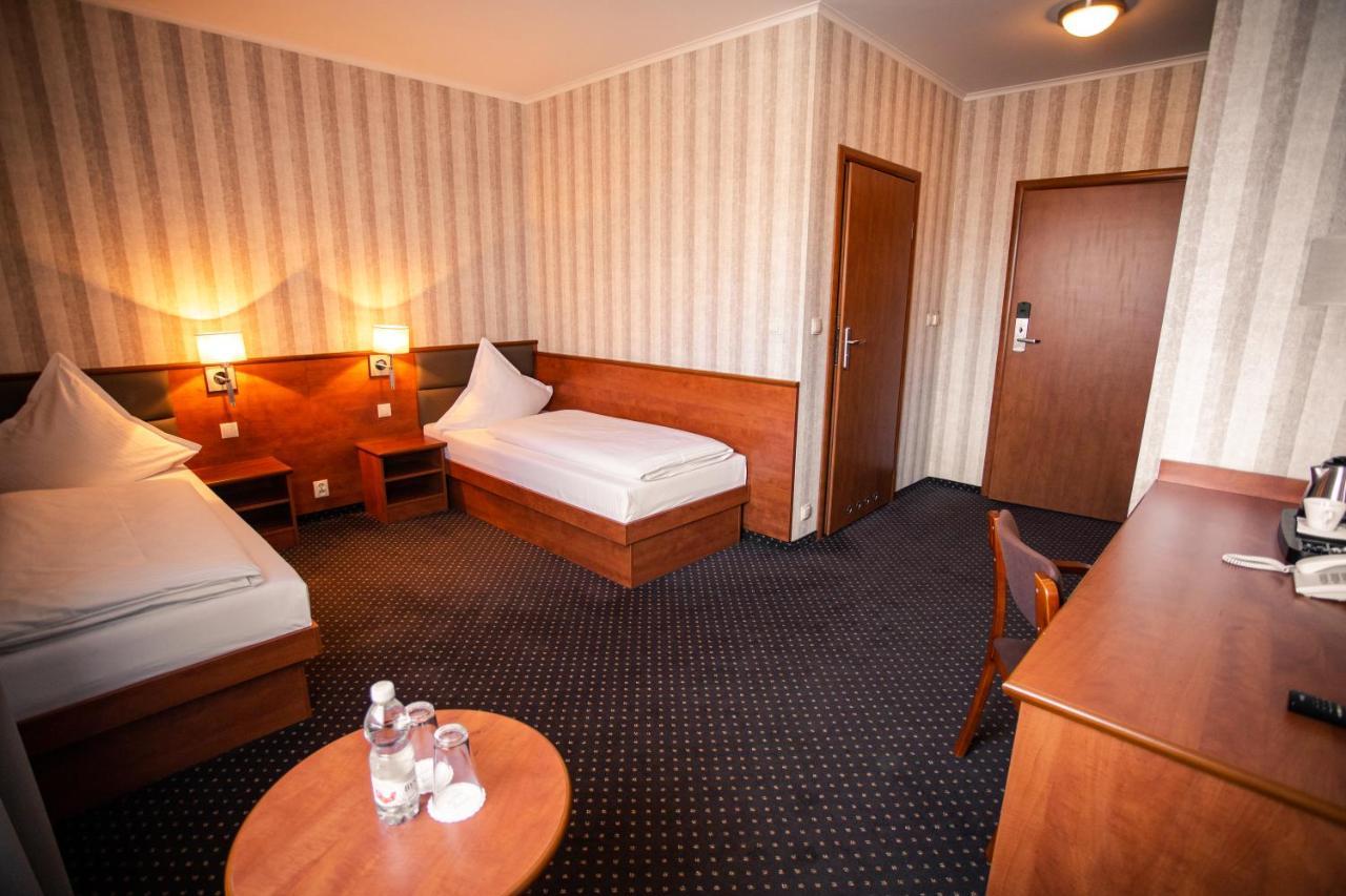 Premium Hotel Bacero Wroclaw Exterior photo