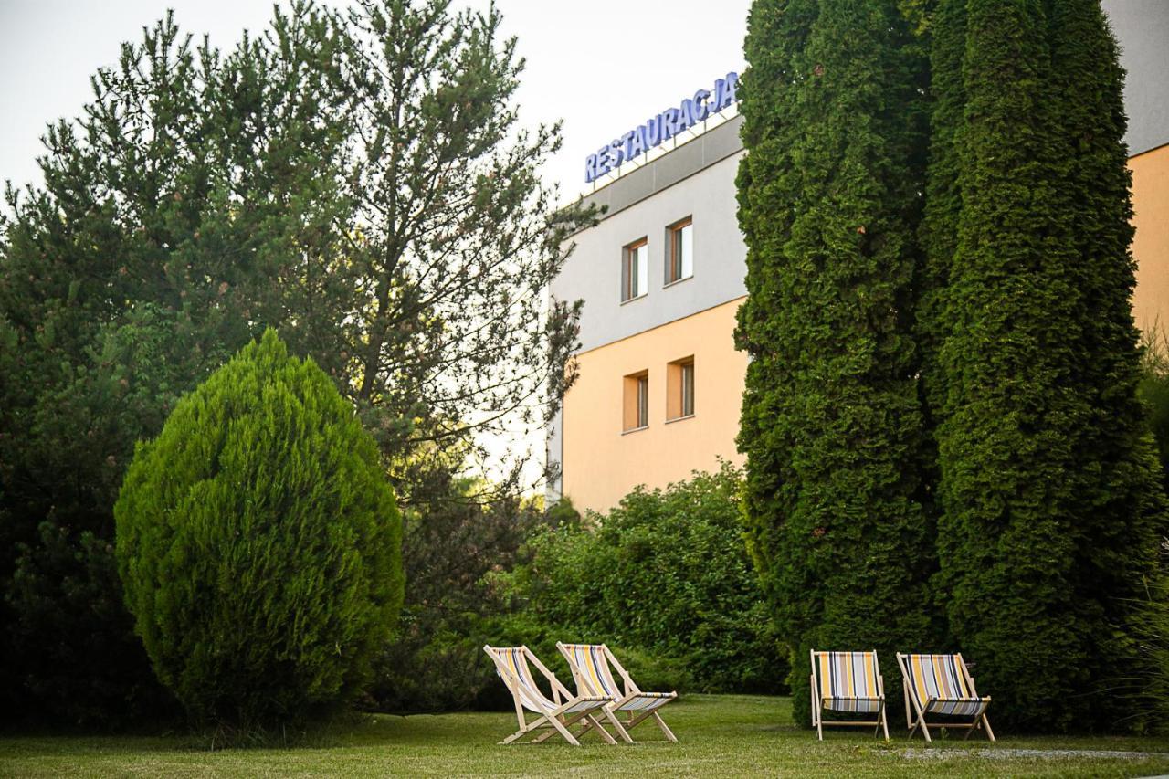 Premium Hotel Bacero Wroclaw Exterior photo