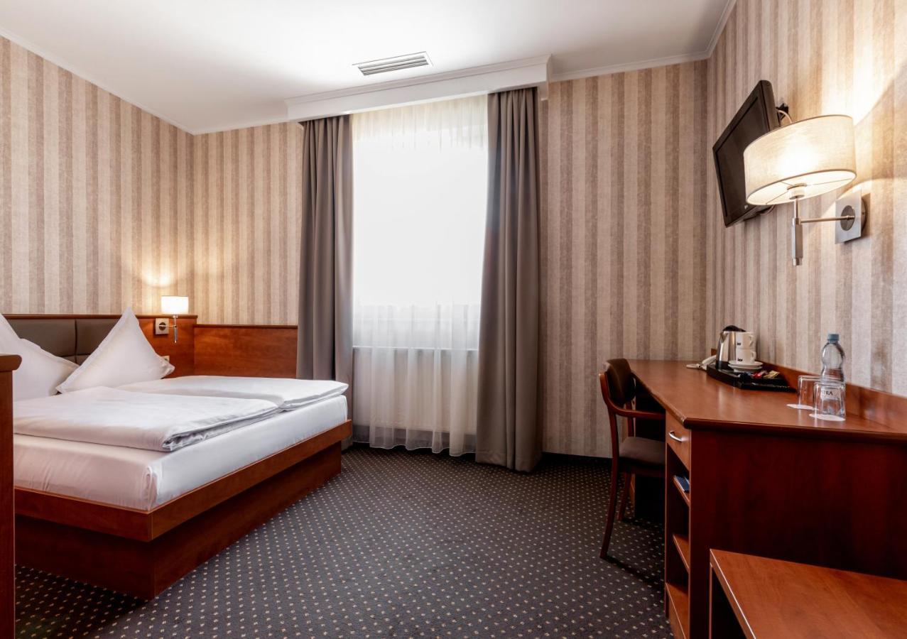 Premium Hotel Bacero Wroclaw Exterior photo