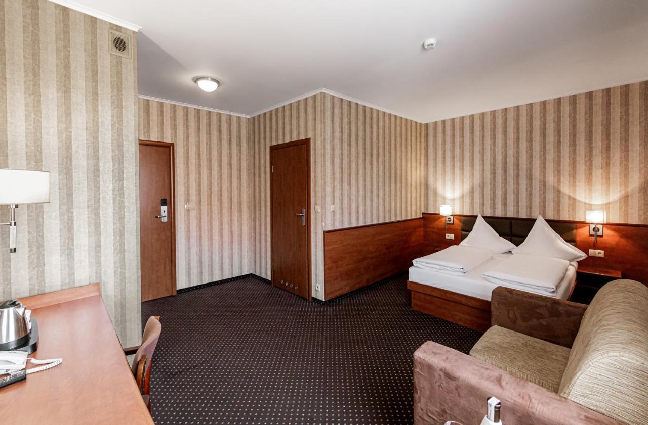 Premium Hotel Bacero Wroclaw Exterior photo